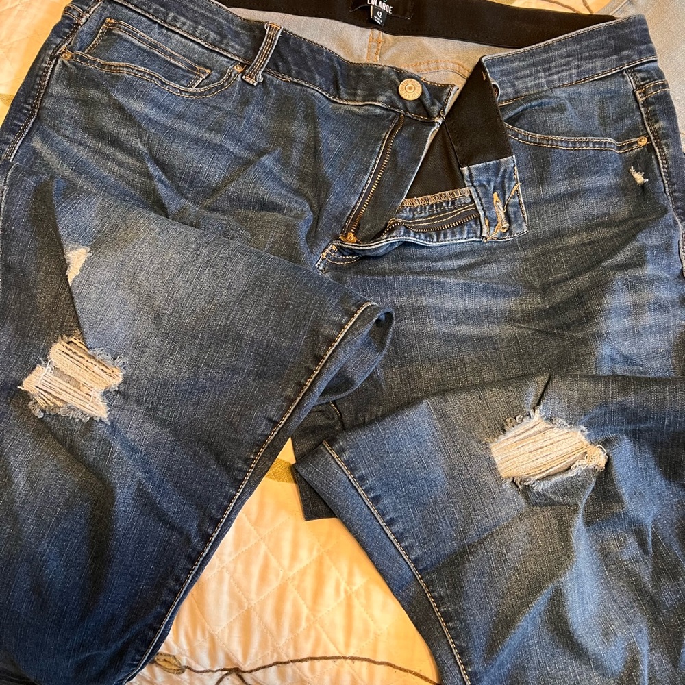 LuLaRoe distressed jeans Size 42